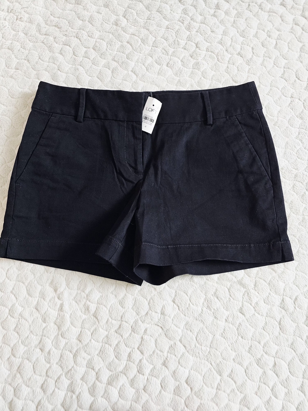 New LOFT Black Classic Chino Women's Shorts Size 4